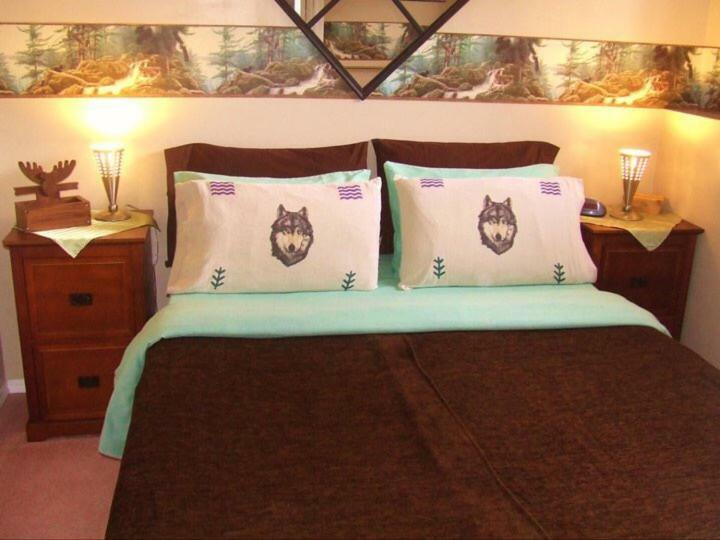 Silvern Lake Trail Bed And Breakfast Smithers Bagian luar foto